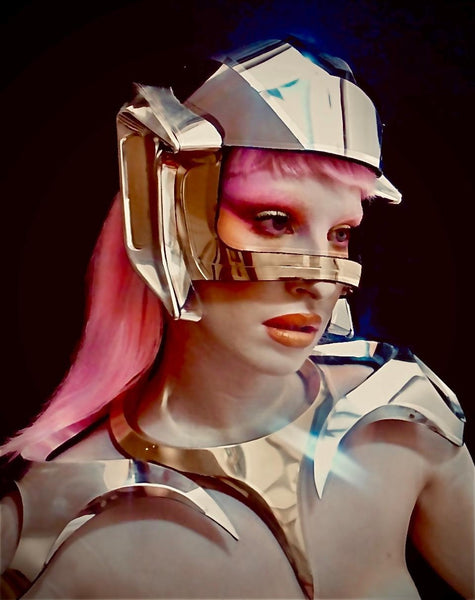 Futuristic helmet by Divamp Couture